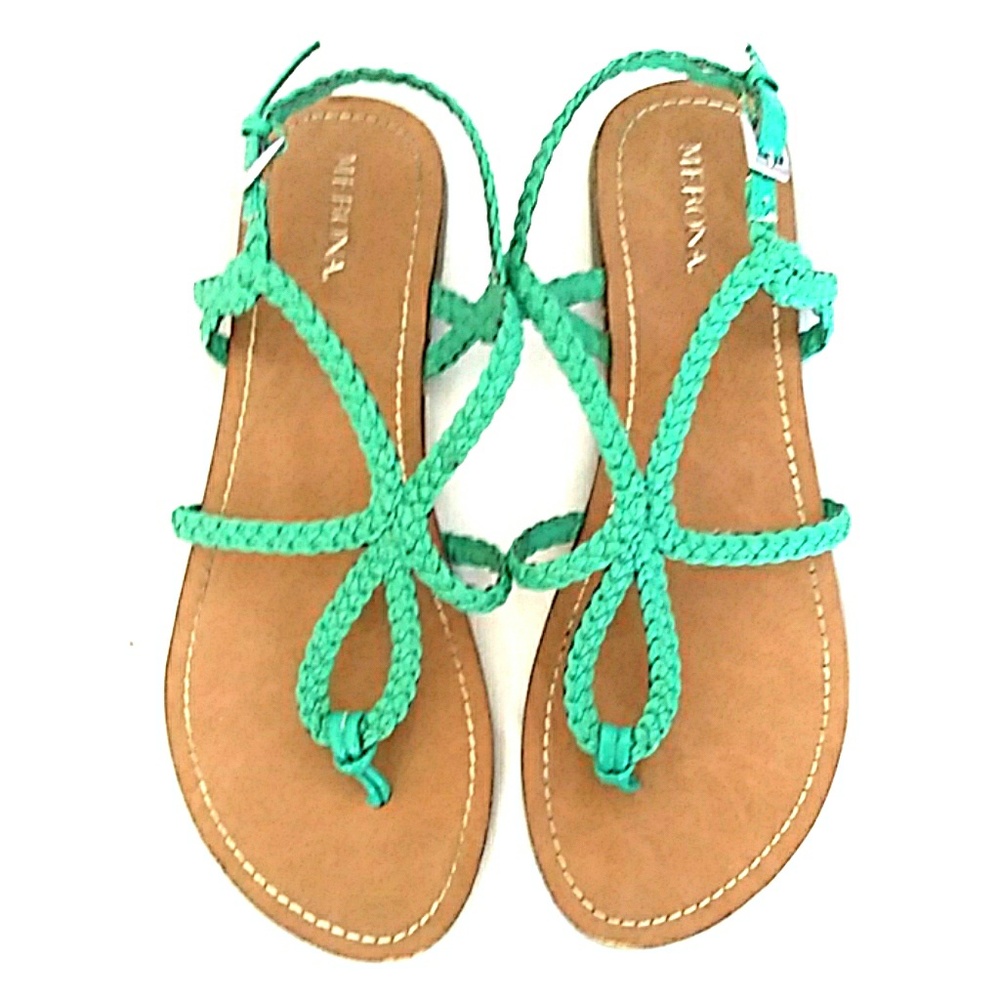 SUMMER SANDALS